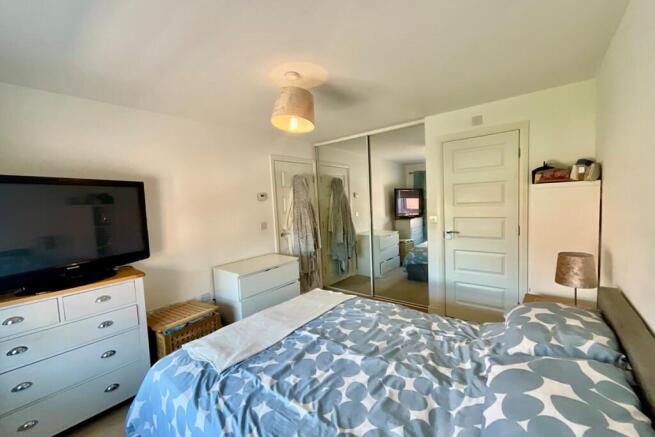 4 bed Detached for sale Image 10