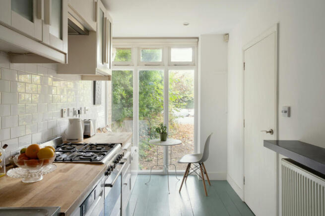 239348 - WICKHAM-ROAD-SE4-07.jpg