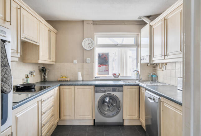 1437690-13-69d268...