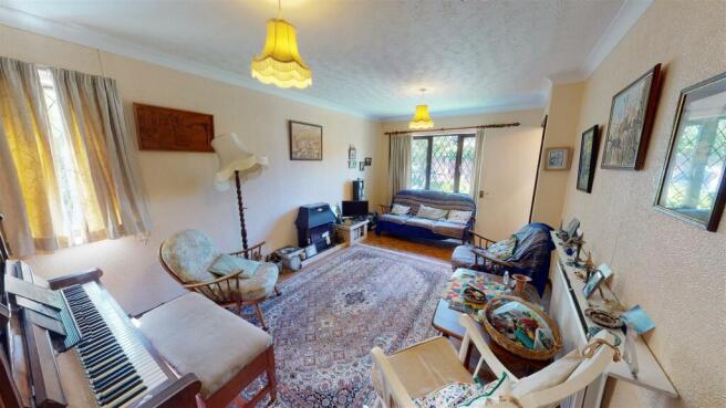 Lakeside Gardens Living Room