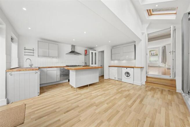 Erpingham Road, London, SW15 .jpeg
