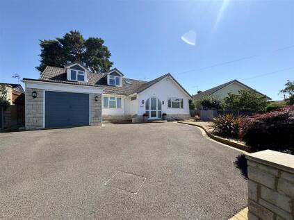 Wincombe Close, Ferndown