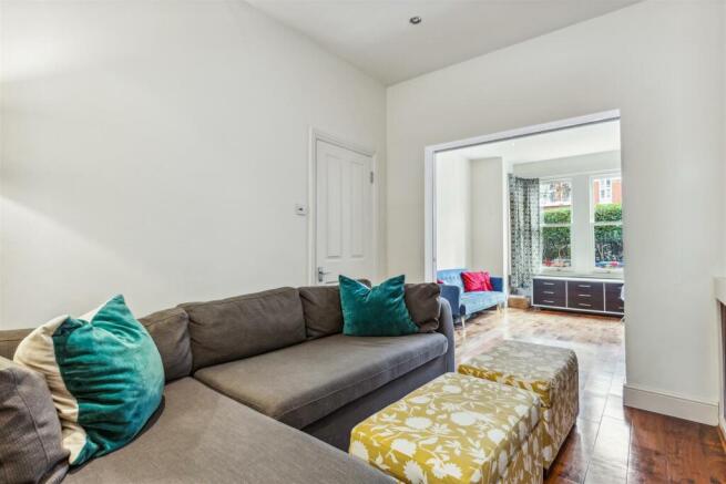 For Sale_Fielding road W4