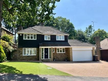 Chatsworth Heights, Camberley, Surrey