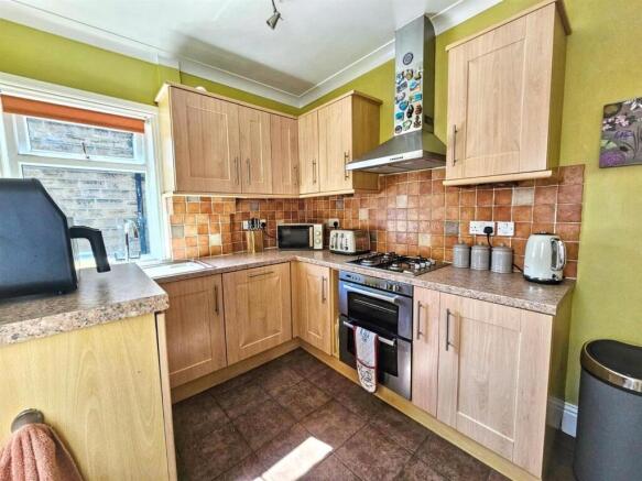 3 bed End of Terrace for sale Image 4