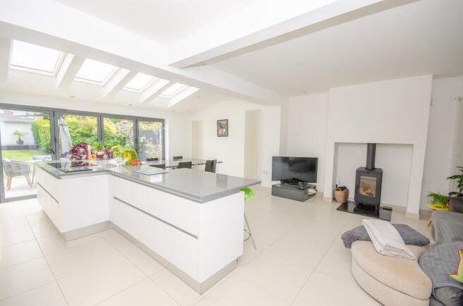 Kitchen-family pic 3.jpg