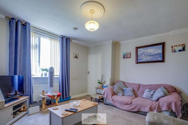 3 bed Semi-Detached for sale Image 4