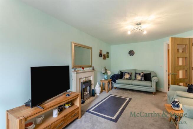 8705965-interior15.jpg