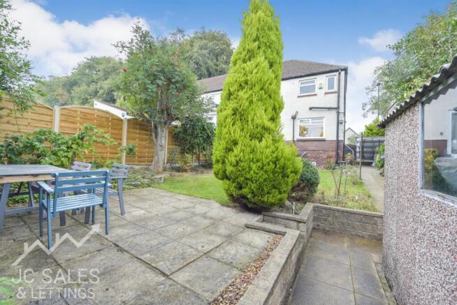 3 bed Semi-Detached for sale Image 12