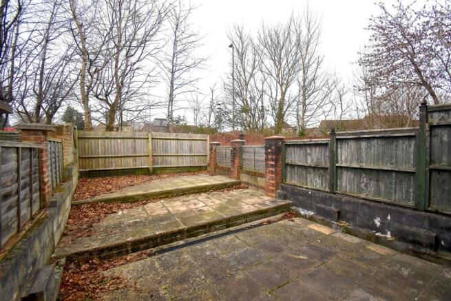 Good Size Rear Gardens