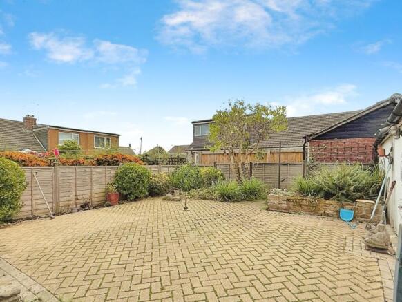 2 bed Semi-Detached Bungalow for sale Image 7