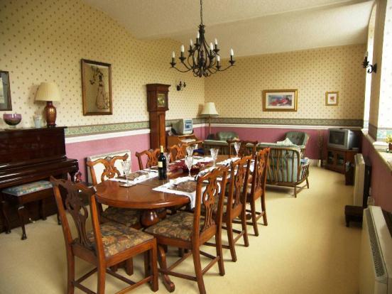 Lounge / Dining Room