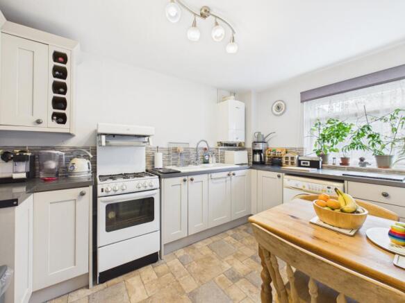 Rowan Road, Tadley, RG26 photo 4