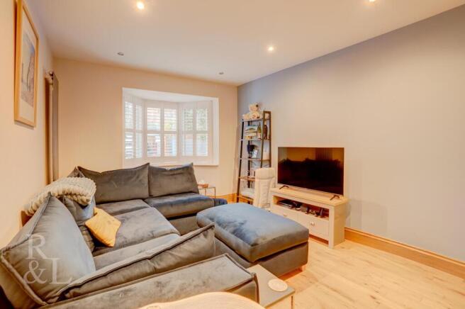 8A Edwald Road (4).jpg