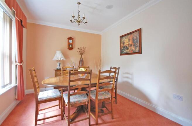 Dining Room.jpg