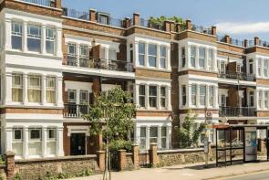 10, Wolverton Mansions, Uxbridge Road, London W5 3LA