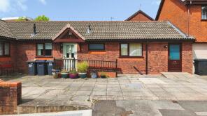 32, Elford Close, Birmingham B14 6JG