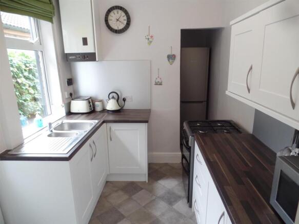Modern Fitted Kitche