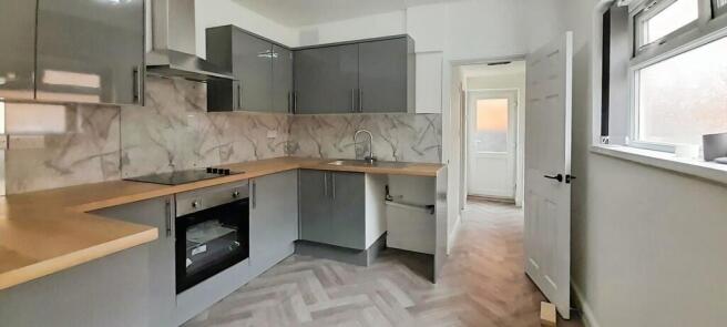 0eff5756-WhatsApp...