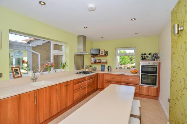 Kitchen/Breakfast