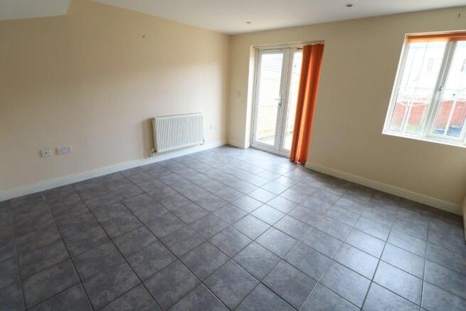 Kitchen/Dining Area