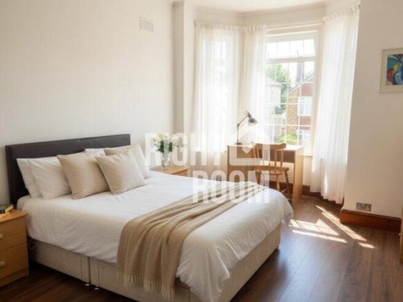 room-1-60-richmond-wood-road-bh8-9dj-1041592