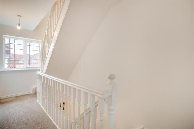 8618231-interior15.jpg