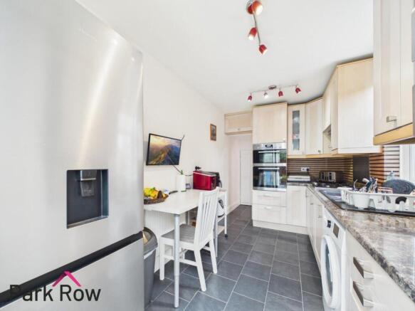 2 bed Terraced for sale Image 10
