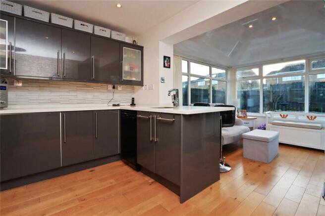 Kitchen/Breakfast 2