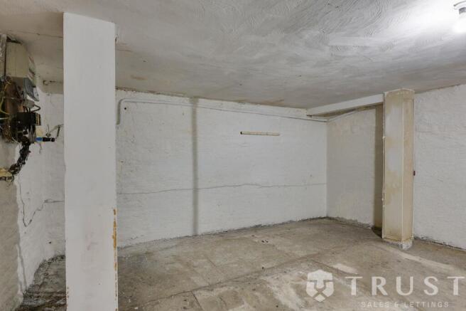 3 bed Semi-Detached for sale Image 7