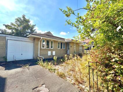 Birkby Lodge Road, Huddersfield, HD2