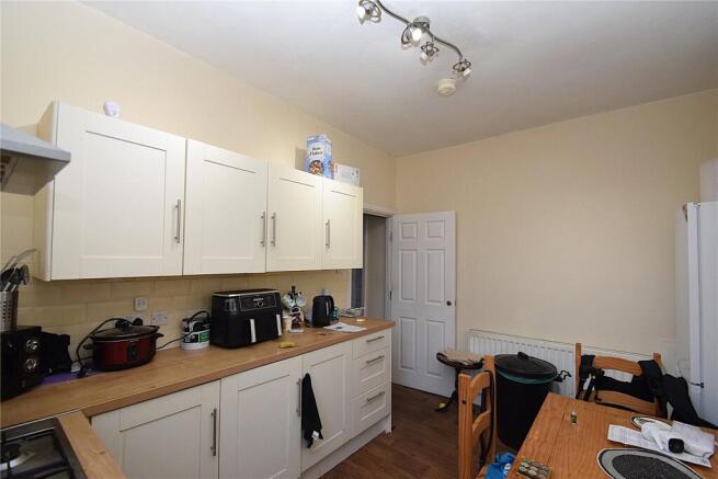 2 bed Maisonette for sale Image 6