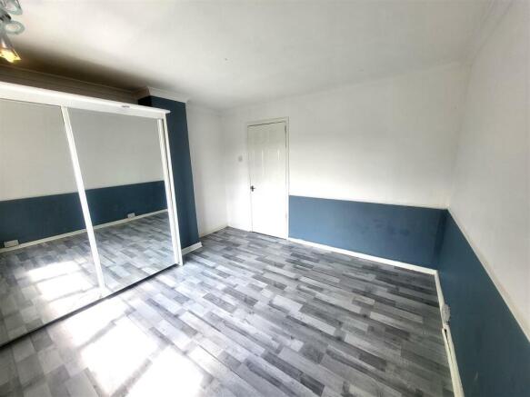 Bedroom 2 Pic 3