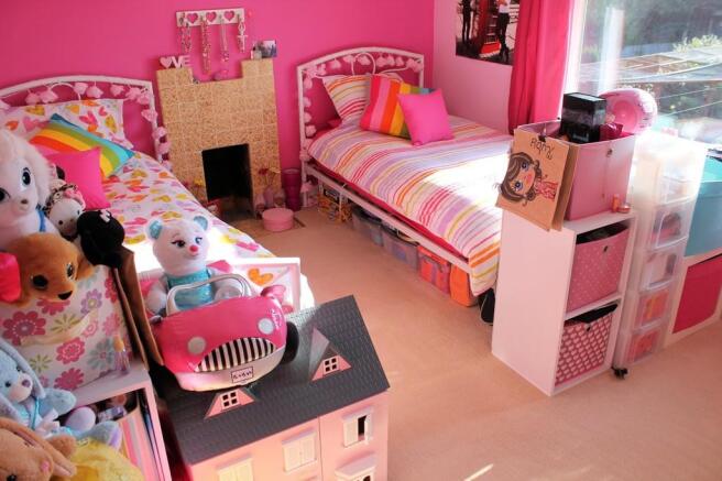 Photo 10
