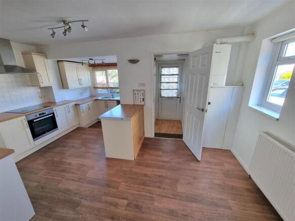Kitchen & dining room.jpg