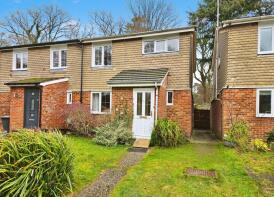29, Lea Springs, Fleet GU51 5AR