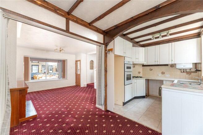 3 bed Town House for sale Image 6