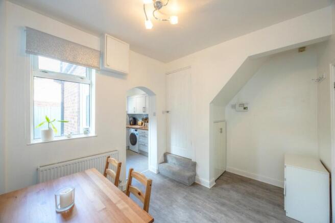 3 bed Terraced to rent Image 7