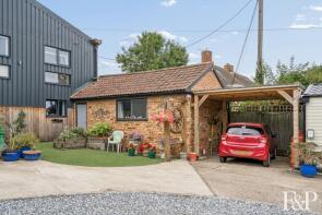 1, Fairclough Farm Cottages, Watersplash Lane, Warfield, Bracknell RG42 4SR