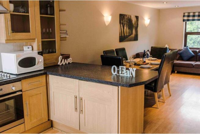 Kitchen / Breakfast