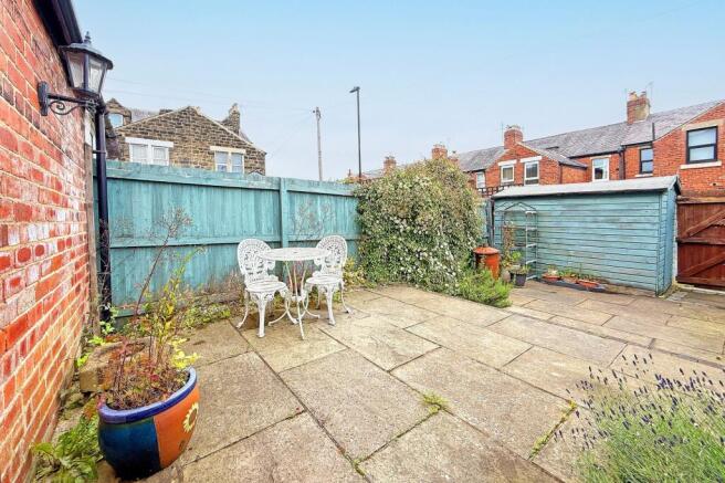 2 bed Terraced for sale Image 5