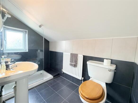 2 bed Semi-Detached for sale Image 9