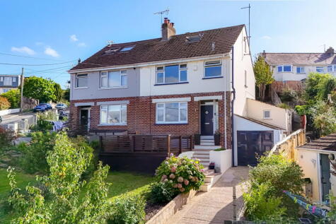North View Avenue, Bideford