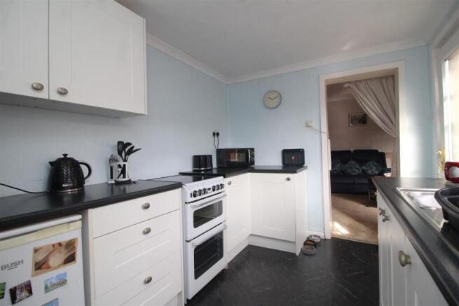 kitchen 2 .jpg