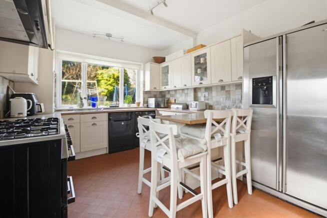 4 bed Semi-Detached for sale Image 8