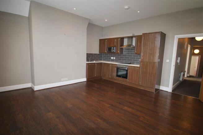 St Georges Square, 7-8, Flat 9 - Lounge 2.JPG