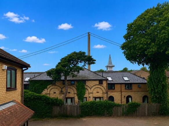 2 bed Terraced for sale Image 11