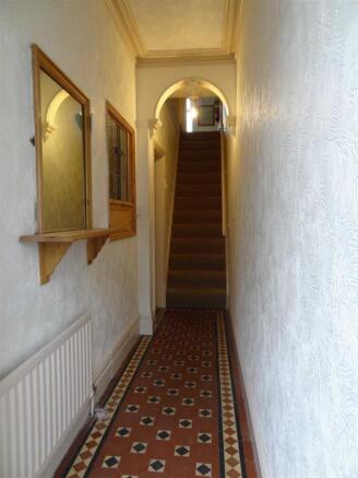 ENTRANCE HALLWAY