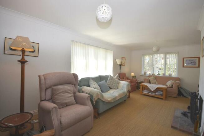 Sitting Room...JPG