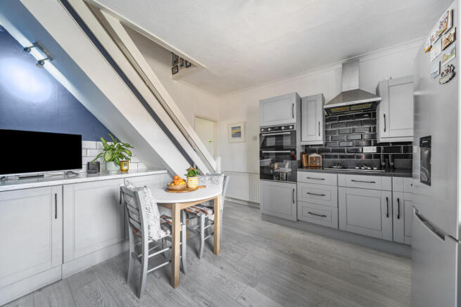 2 bed Terraced for sale Image 4